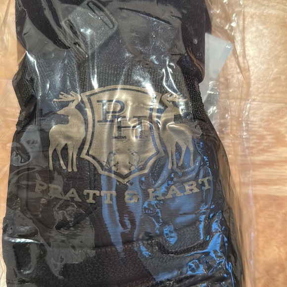 Pratt & Hart men’s mittens - Picture 2 of 7